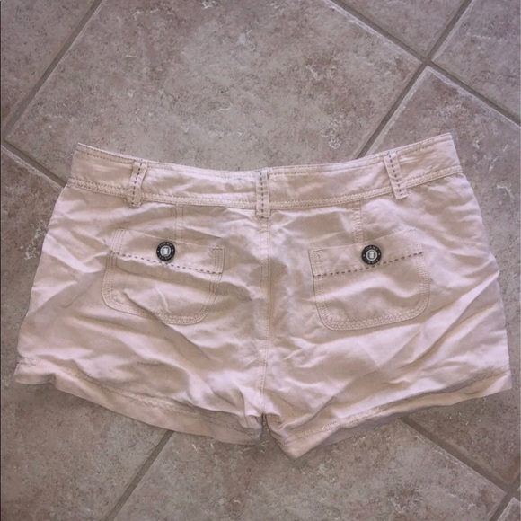 Linen Shorts 4/6 - Picture 2 of 2